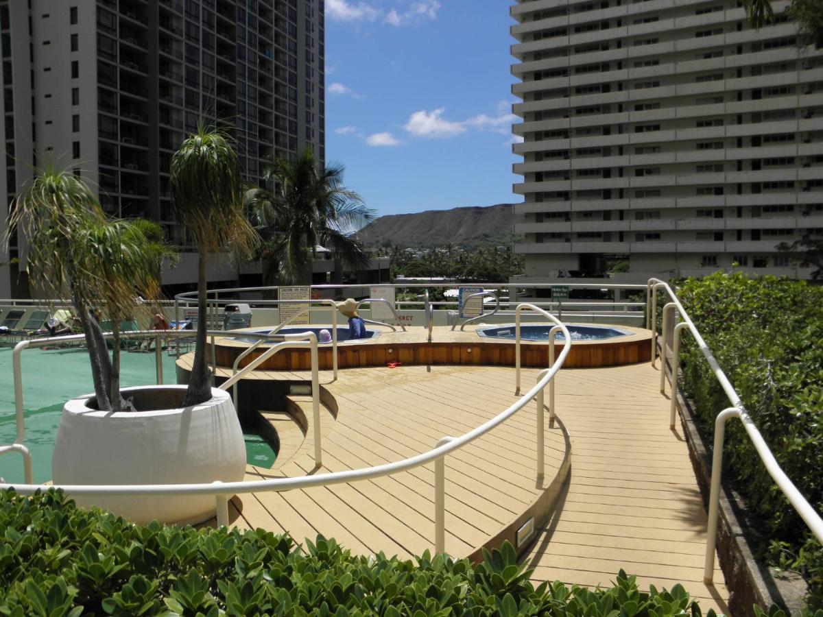 Mountain View Getaway, Free Parking And Beach Steps Away 호놀룰루 외부 사진
